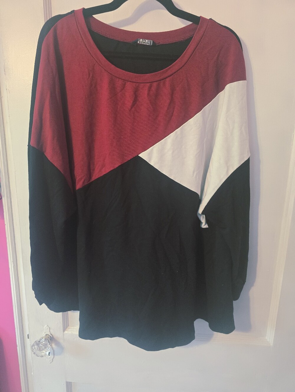BloomChic Colorblock Crewneck Long Sleeve Tunic Top- Red, White & Black - Picture 5 of 9